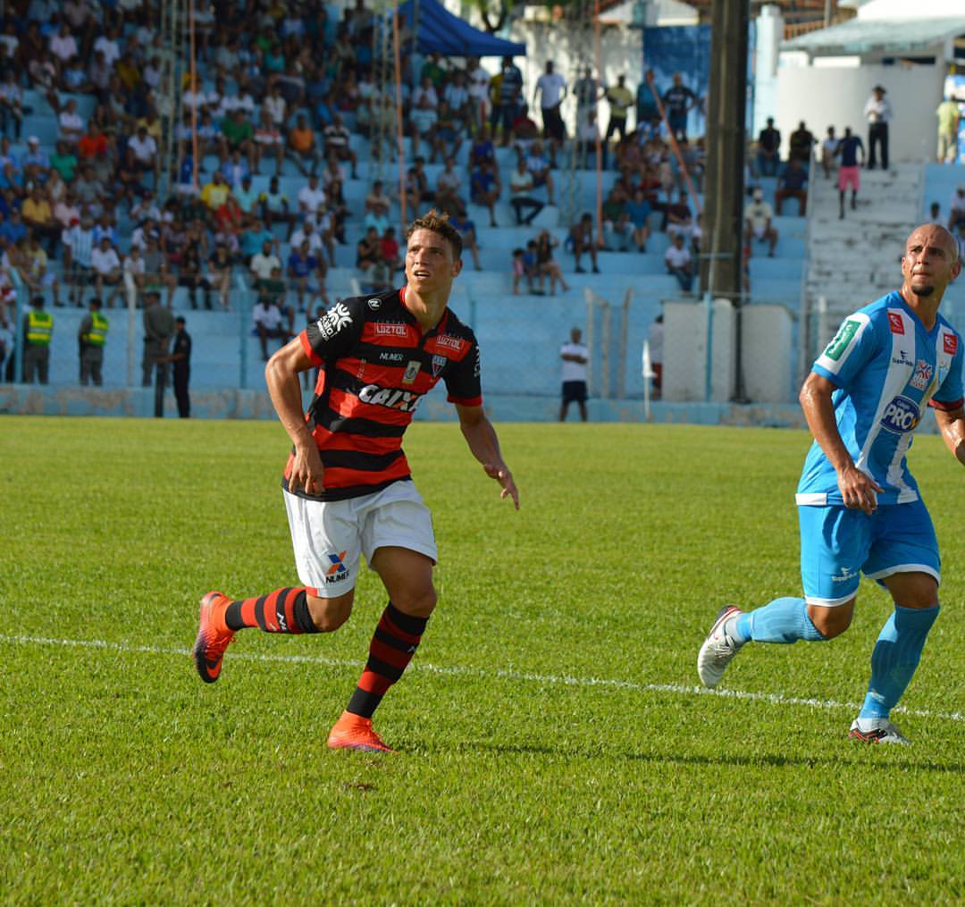 titular joao pedro