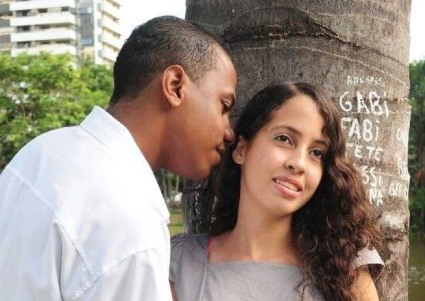 estudante leticia e o esposo