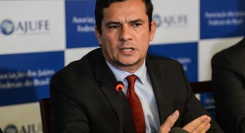 Moro autoriza presidência a retomar bens depositados por Lula em cofre