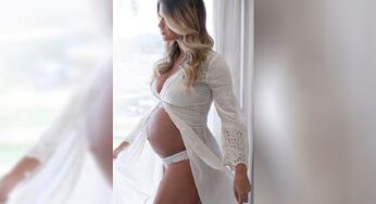 Mulher de Gusttavo Lima exibe gravidez em ensaio de lingerie