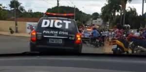 carro policia civil transito