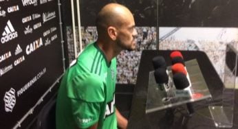 Goleiro falha em estreia, abandona estádio no intervalo e deixa Figueirense