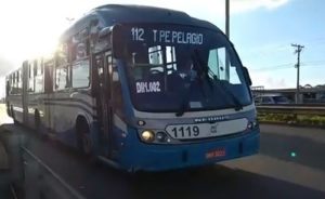 homem morto em onibus durante assalto