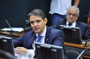 deputado thiago peixoto foto assessoria