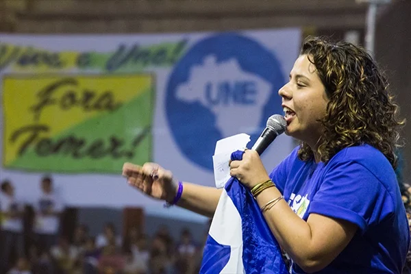 mariana dias une presidente