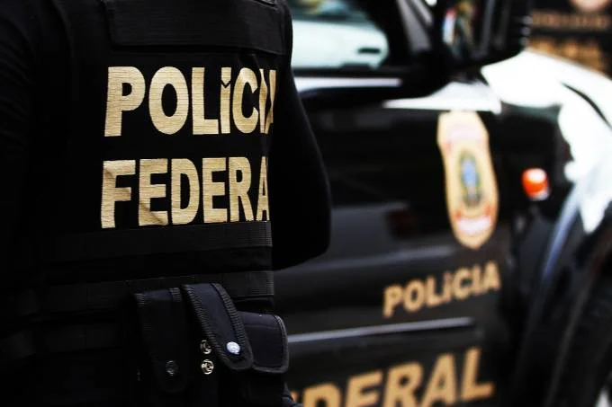 policia federal viatura