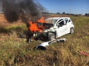 carro roubado pega fogo go020