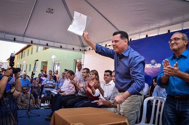 marconi perillo caravana goias na frente