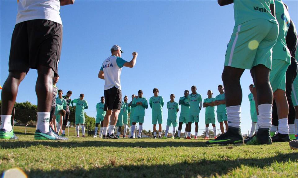 treino em criciuma 14