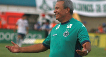 Já em Goiânia, técnico Hélio dos Anjos alinha acerto com Goiás