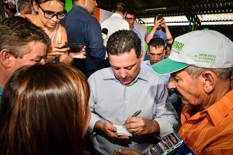 marconi perillo em sanclerlandia foto wagnas cabral