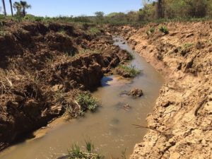 rio piracanjuba devastado