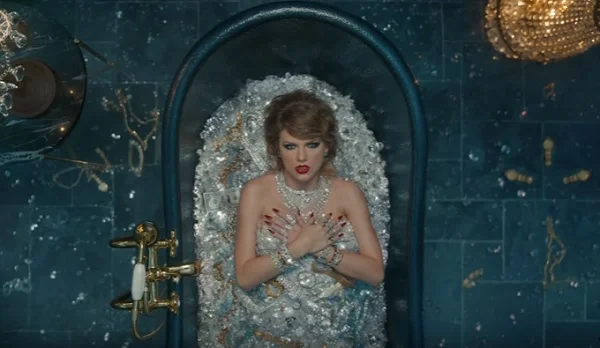 taylor novo clipe