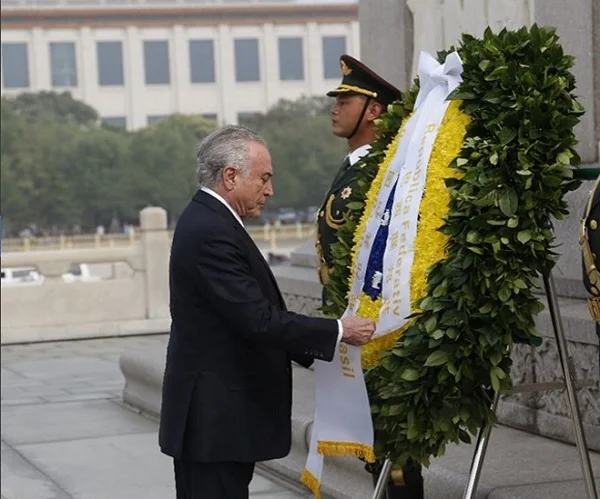 temer e flores