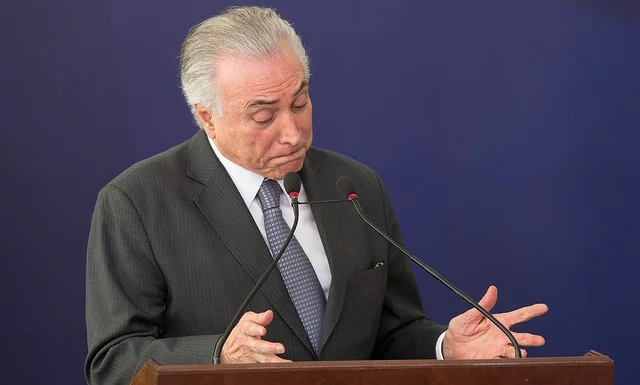 temer horario de verao