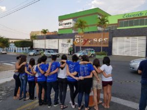 colegio goyases volta aulas