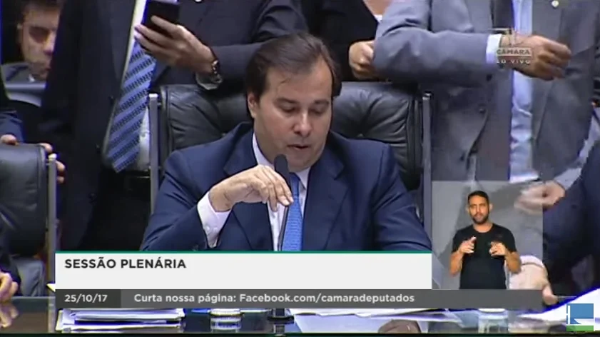 rodrigo maia denuncia temer