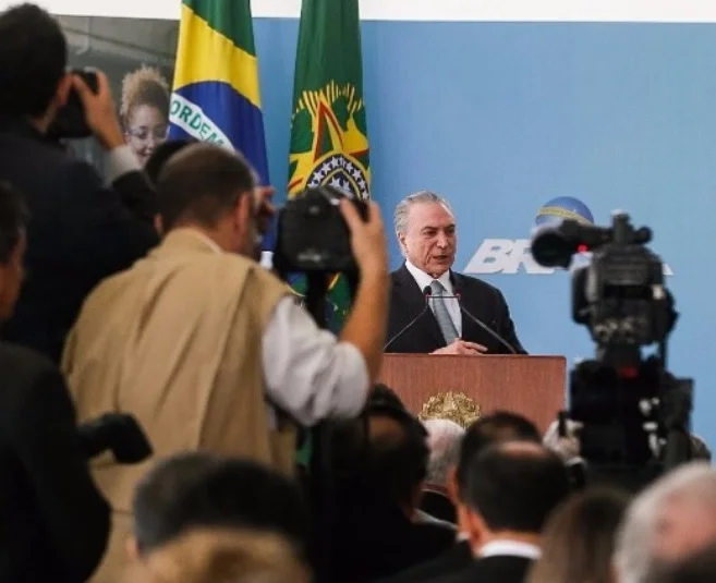 temer foto instagram