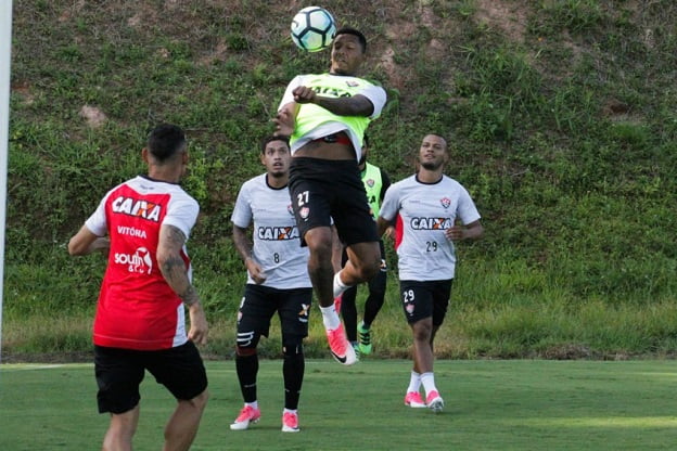 vitoria treino contra atletico