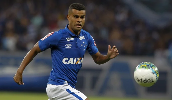 alisson cruzeiro