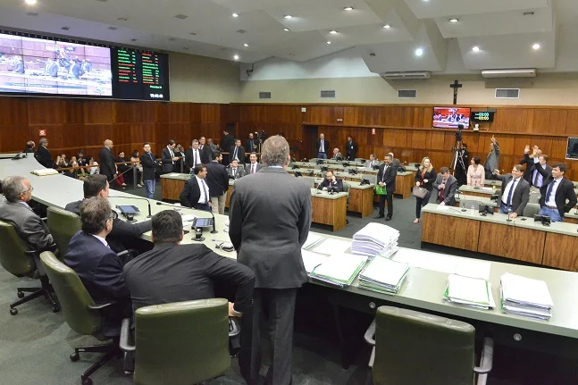 plenario assembleia votacao pedagio