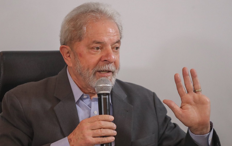 lula em coletiva rep facebook.jpg