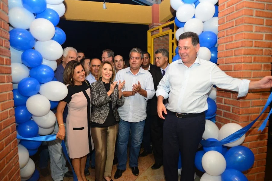 marconi inauguracao escola padrao formosa div gov.jpg