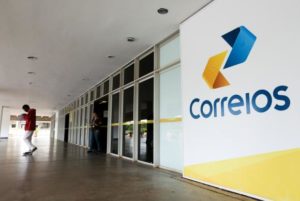 A greve nacional dos Corrreios começou hoje e deve impactar nos serviços de recebimento e postagem de contas, cartas e encomendas Marcelo Camargo:Agência Brasil.jpg