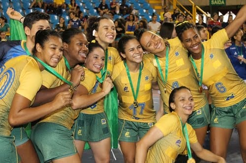 handebol feminino leo iran