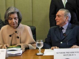 michel temer e carmen lucia foto beto barata presidencia.jpg