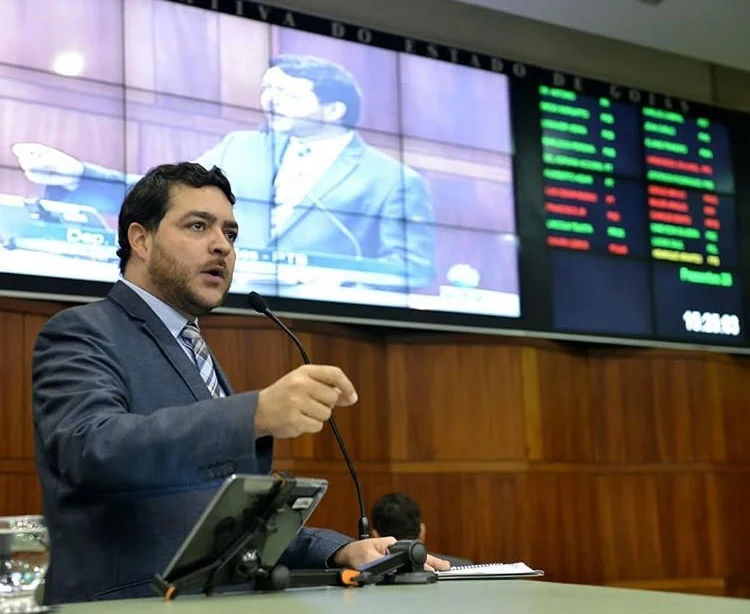 henrique arantes na alego foto divulgacao.jpg