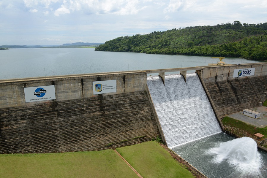 barragem dr henrique santillo foto saneago.jpg