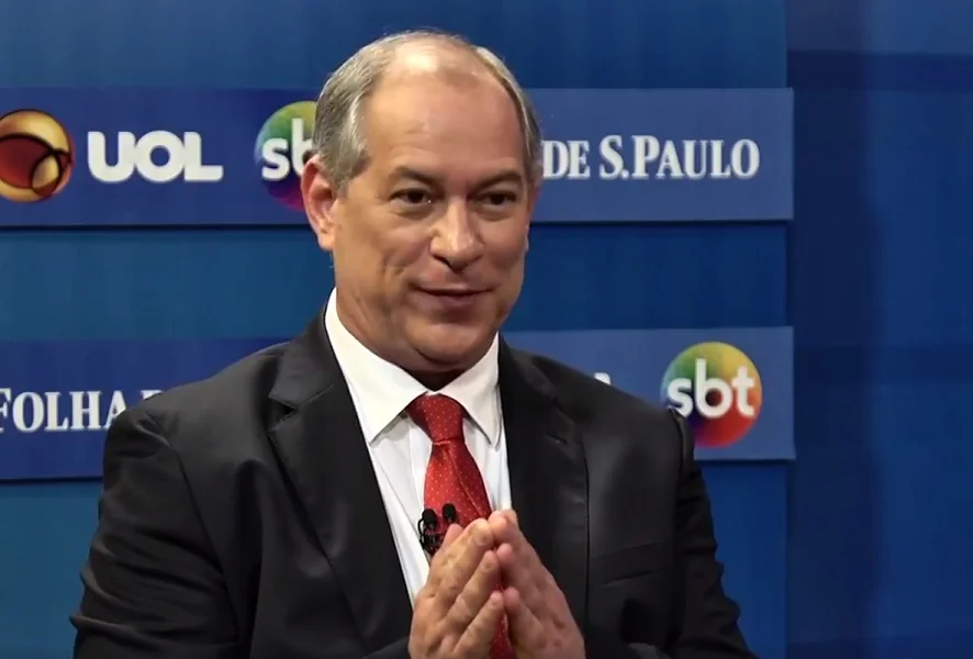 ciro gomes debate folha de s paulo foto video reproducao facebook uol.jpg