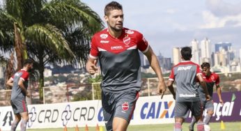 Titular em todos jogos do Vila Nova no Brasileirão, Diego Giaretta deixa o clube