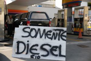 Greve caminhoneiros foto- Fernando Frazao .jpg