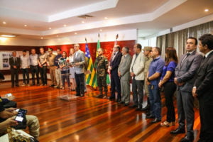 José Eliton - Pronunciamento - Greve dos caminhoneiros - Foto Jota Eurípedes 02.jpg