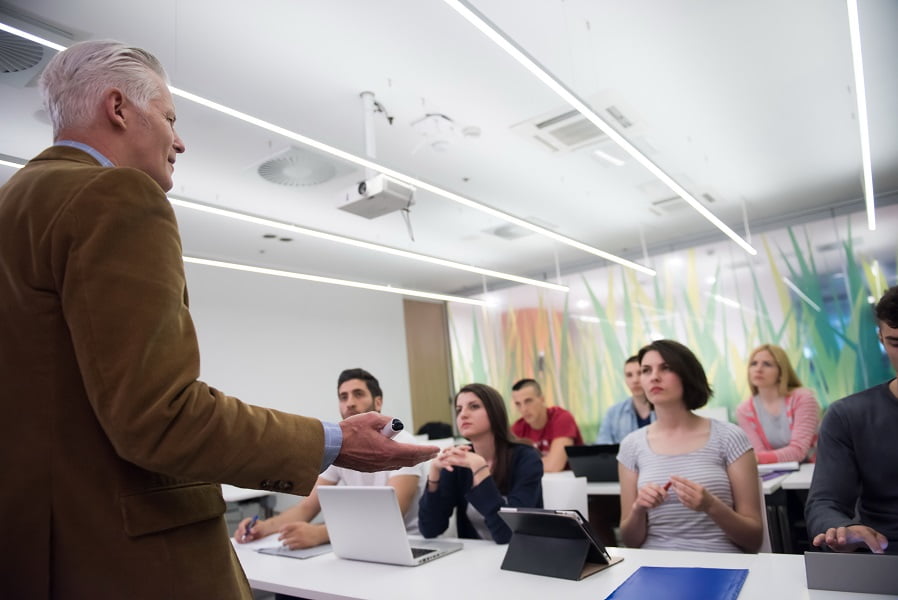 Conheça as opções de graduações na área de humanas.jpg