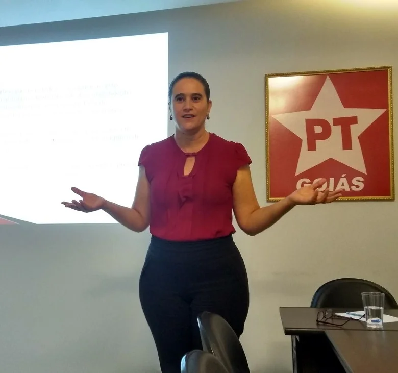 Katia Maria apresentacao.jpg