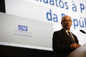 ciro-gomes-foto-reproducao-facebook-evento-cni.jpg