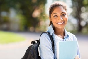 bolsa-de-estudos-sem-fies-foto-divulgacao-educa-mais.jpg