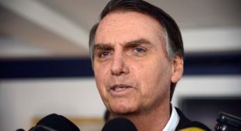 Bolsonaro pede ao TSE para investigar Roger Waters por suposto caixa dois em shows no Brasil