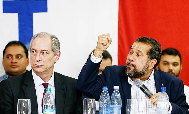 ciro gomes e carlos lupi foto pedro ladeira folhapress.jpeg