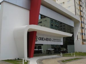 fachada cremego.jpg