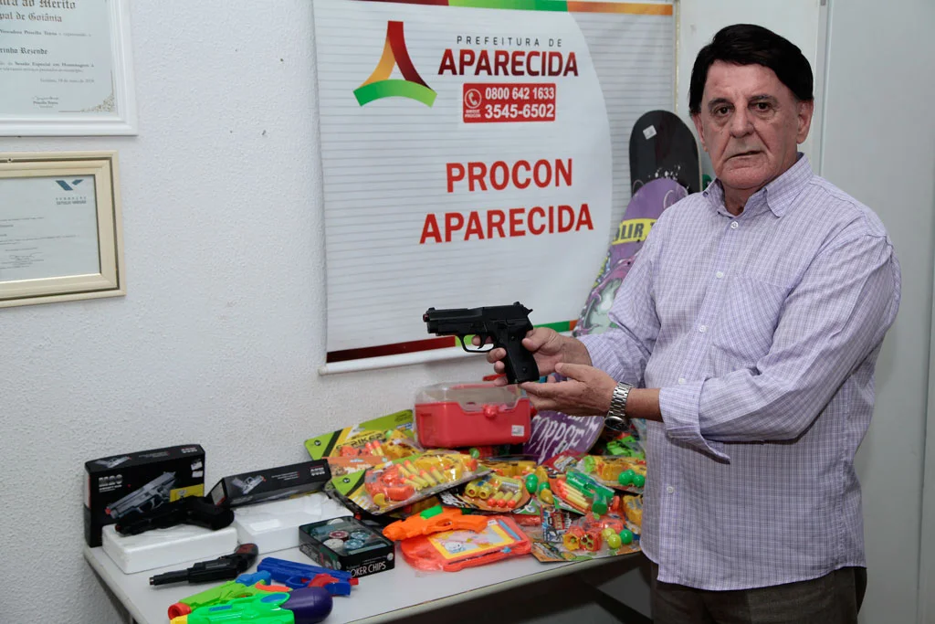 OPERAÇÃO-BRINQUEDOS-DO-PROCON-ENIO-MEDEIROS-2-SITE.jpg