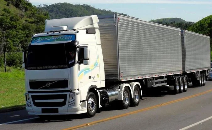 volvo-fh-bitrem-bau.jpg