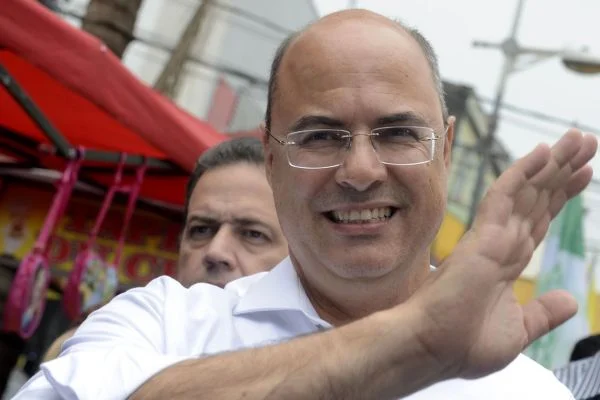 Witzel anuncia sócio em escritório de advocacia como secretário no RJ