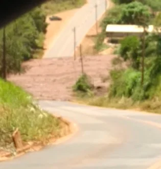 Rio de Brumadinho desce de nível e cidade é tomada por boataria, diz morador