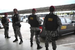 Força Nacional de Segurança busca conter onda de violência no Ceará (foto José Cruz, Abr)