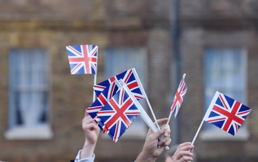 Cúpula da UE chama brexit de inferno e diz que não vai renegociar acordo