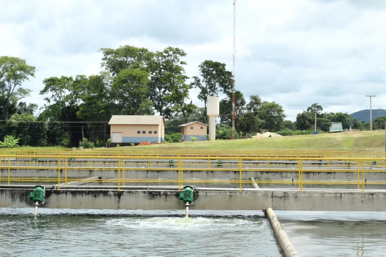 Estação de Tratamento de Esgoto de Senador Canedo já está funcionando e obras de ampliação estão em andamento